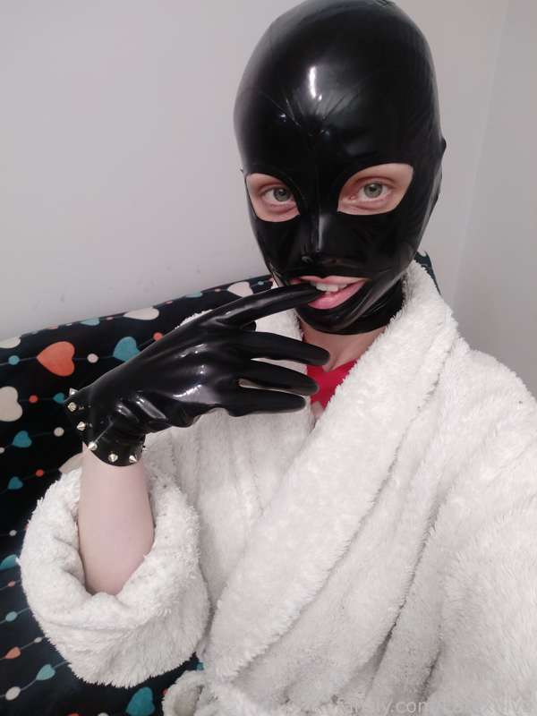 Latexdiva - Fansly - 13 Nov, 2022 1