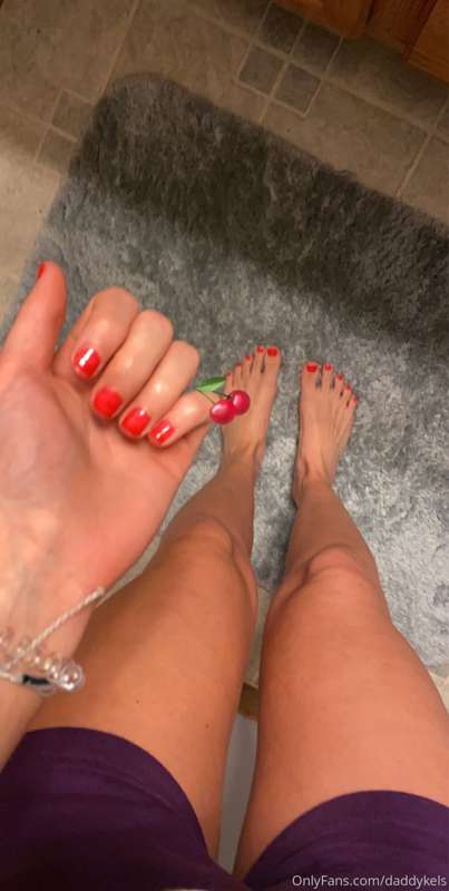 who likes red?😏😍❤️