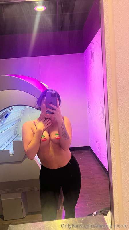 feelin HOT🌶🥵