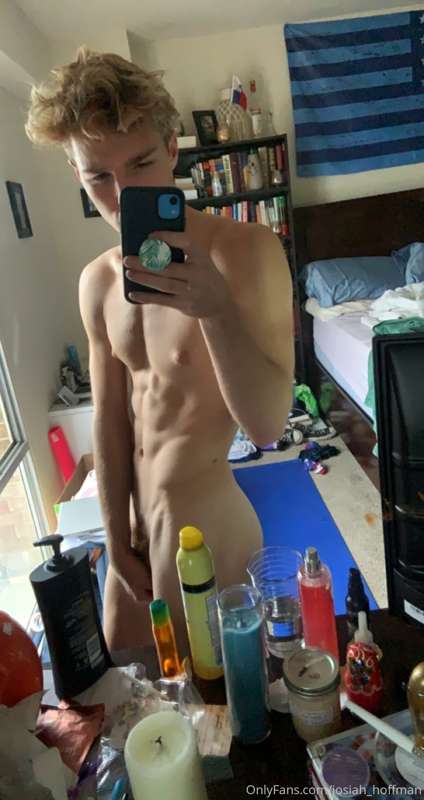 Mirror selfie’s but better