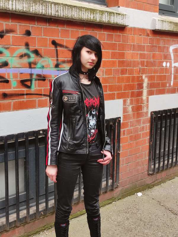 Do you like my new outfit? If you saw me on the street, you'.. 3