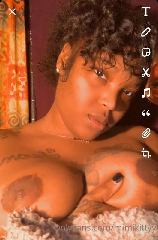 Titty Tuesdays 😁💗 2