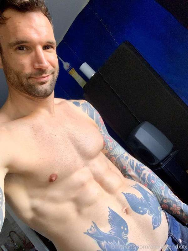 want someone to lick this for me 😈