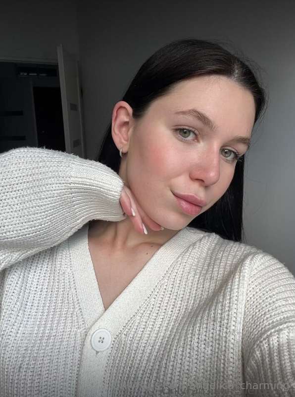 This hot Fresh college @fierce_flirt😈 is waiting for you🥵 He..