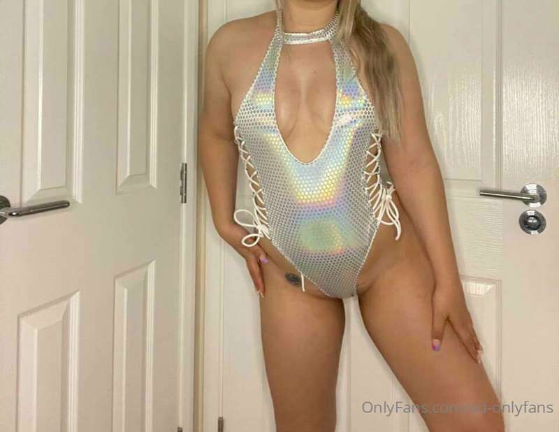 Averymaeefreex - Onlyfans - 05 Jul, 2022