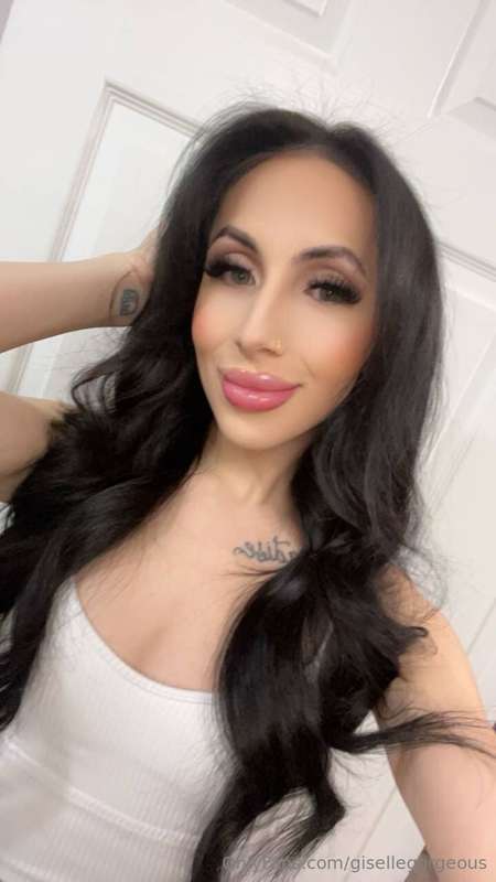 🥵 Naughty confessions, moaning sessions. Her OnlyFans is you..