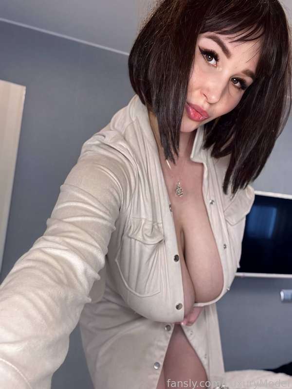 Luxurymodel - Fansly - 04 Feb, 2025 1
