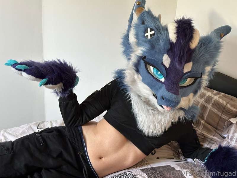 My first pictures with our new suits !  Say Welcome to Fugam.. 3