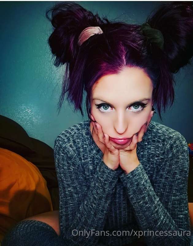 Dyed my hair 🙃 what do you guys think??