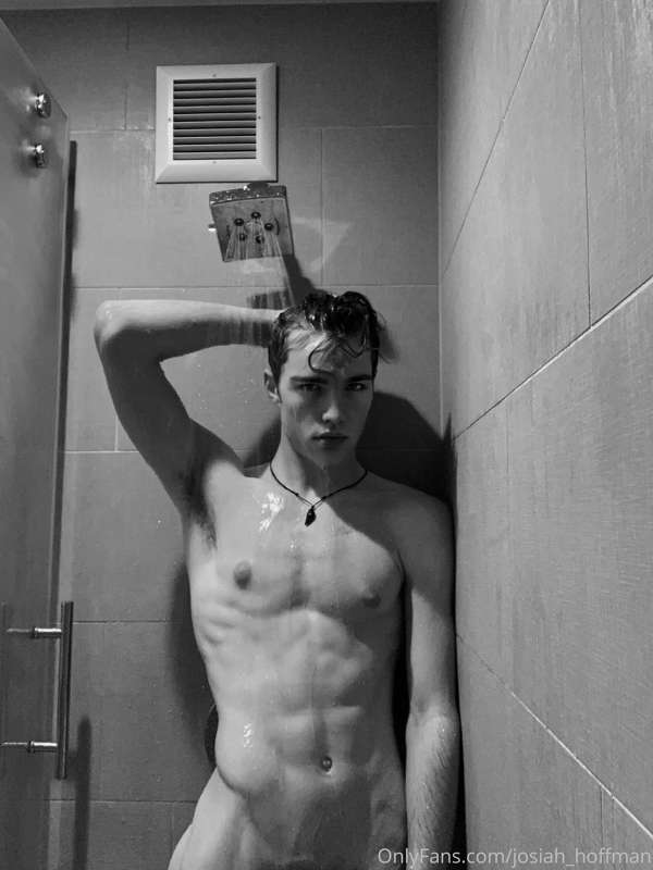 Shower time cum scrub me down 💦 5