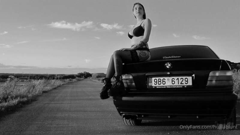 Lidi říkají o BMW špatné věci, ale já říkám opak.💗💗 2