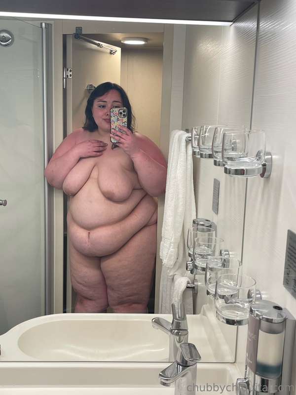 i have returned from sea, sunburned and fatter than ever 🤭🐳🚢.. 5