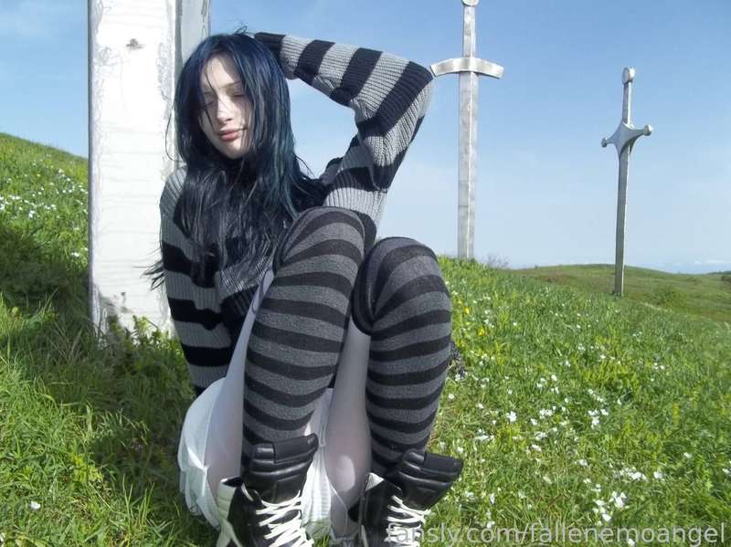 Fallenemoangel - Fansly - 21 May, 2025