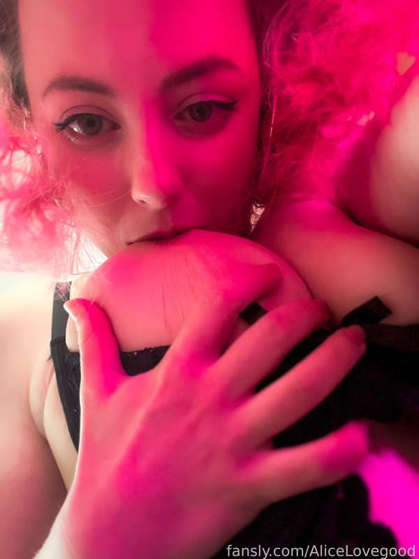Alicelovegood - Fansly - 12 Jul, 2023