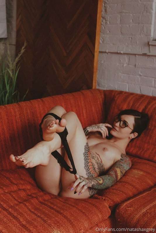 𝕋𝕦𝕖𝕤𝕕𝕒𝕪 𝔸𝕗𝕥𝕖𝕣𝕟𝕠𝕠𝕟 <3 swipe for the full set! 6