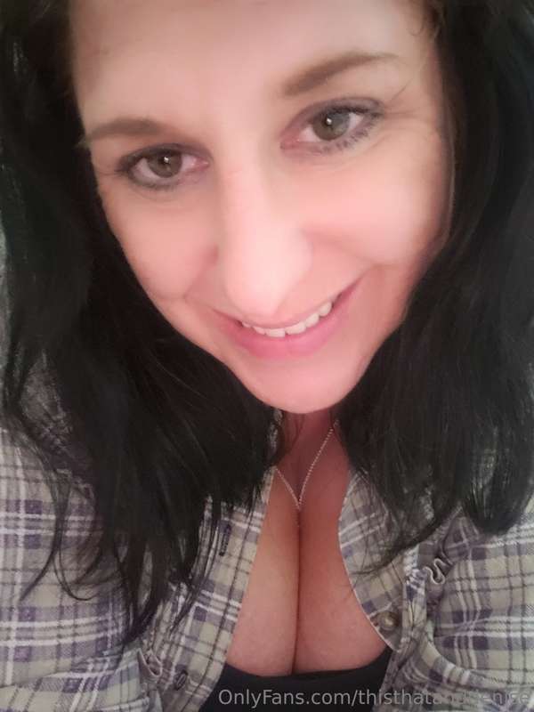 Thunderstorms tonight.. Can you see them in my eyes?  ⛈⚡⭐☂️🌪.. 2
