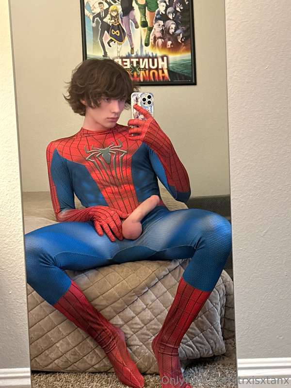 Peter Parker and his big web shooter is back. 💦 New jerk off.. 8