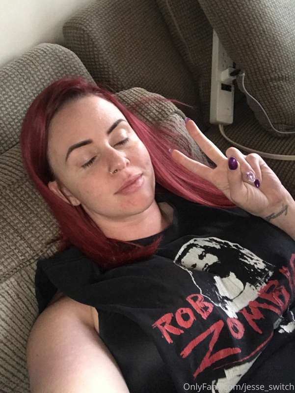 Just got my ass fucked so hard and y’all can expect a 25 min..
