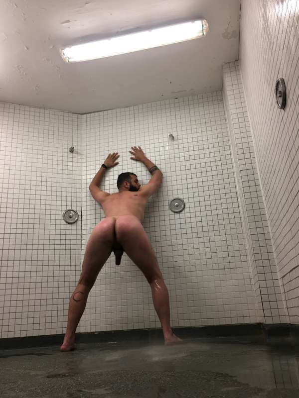 i guess you could say that i love showers.