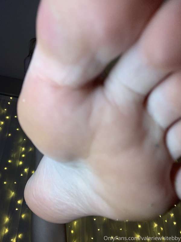 Stepping on my little elves 7