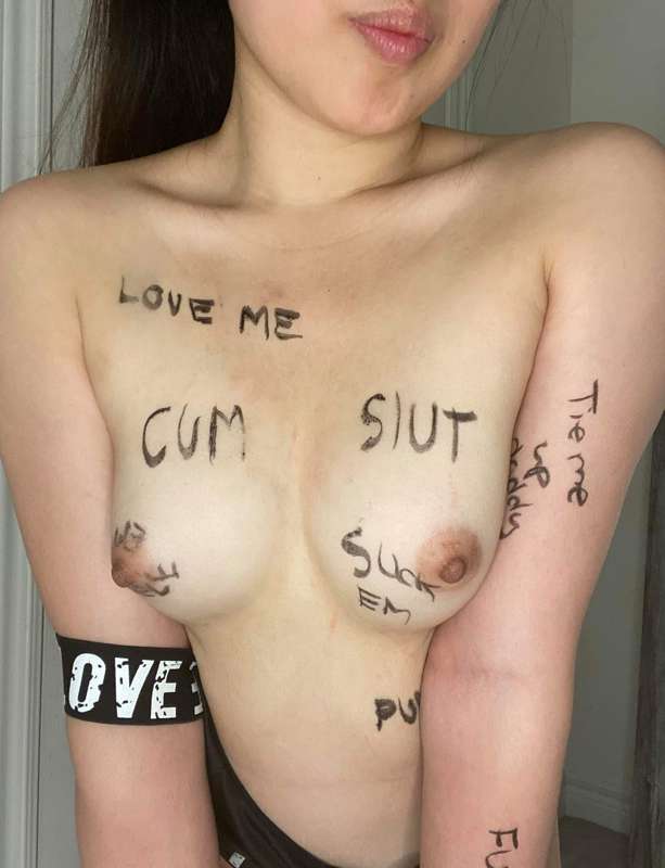 ♡ 38 photos ♡

There’s something about writing dirty words a.. 13