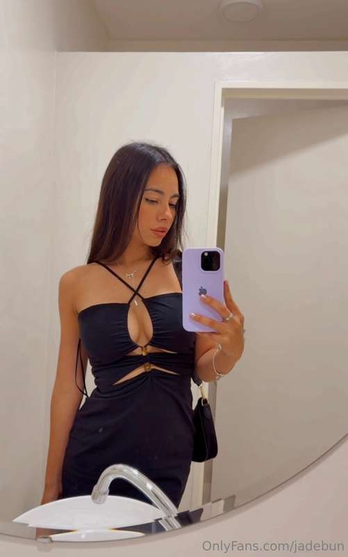 See you in my DM's, daddy😋💋