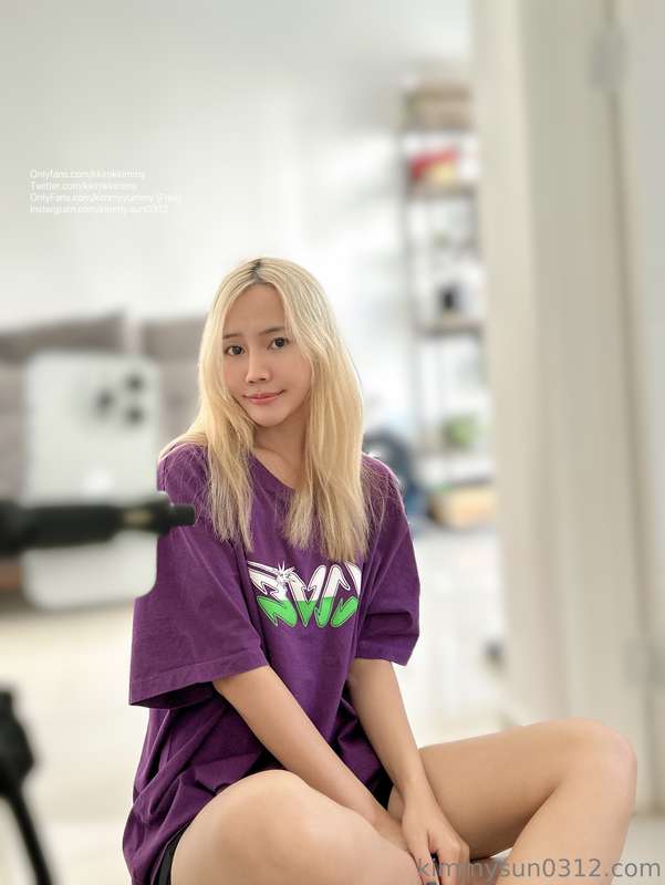 Shirt on 4