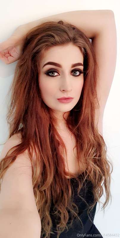 Quick selfie on shoot 😉