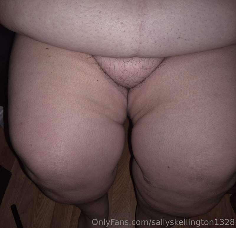 Thick Thighs Thursday. When your pussy's so fat your thighs ..