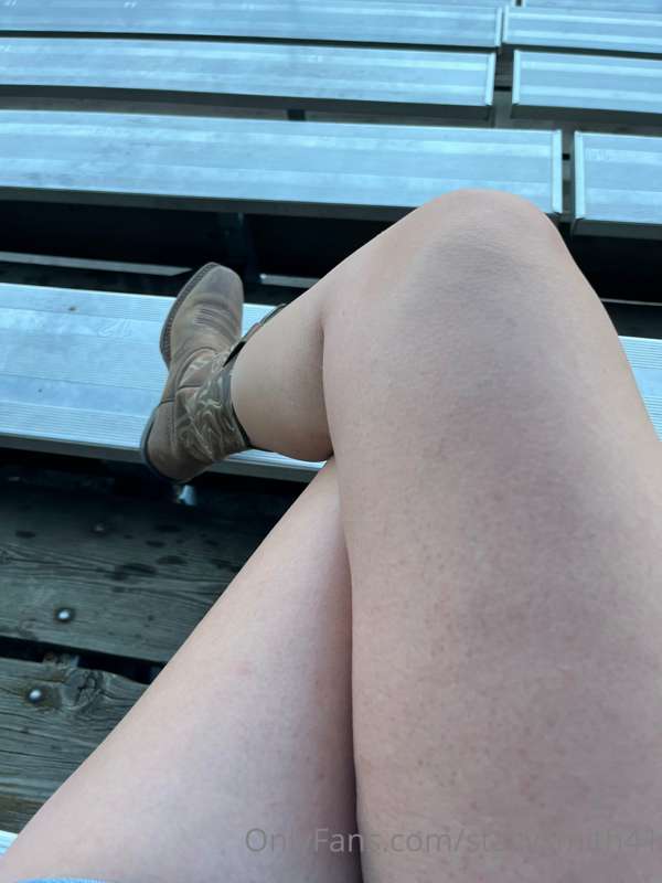 Where my country fans at?!?! 😘 🤠