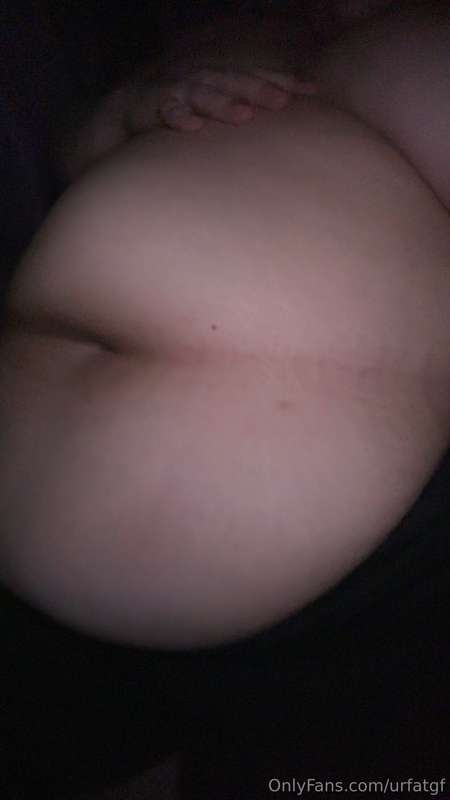 this belly just can’t stop.. all my pants are so tight now.... 1