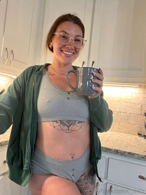 Make a pit stop and let’s have coffee together 😇 3