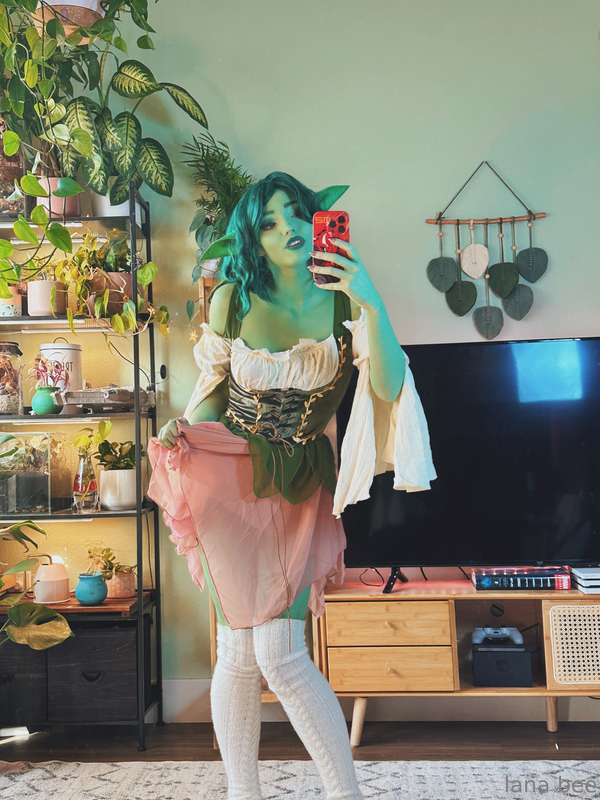 Goblins dress rly cute with no panties (for easy access ofc).. 9