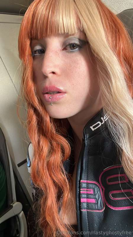 Tip 5$ and get and advance of me sucking my BF cock 😈Tip de ..