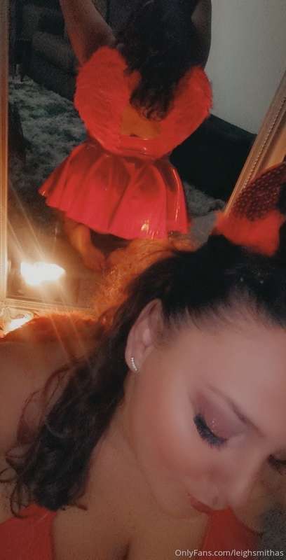 Leighsmithas - Onlyfans - 31 Oct, 2021