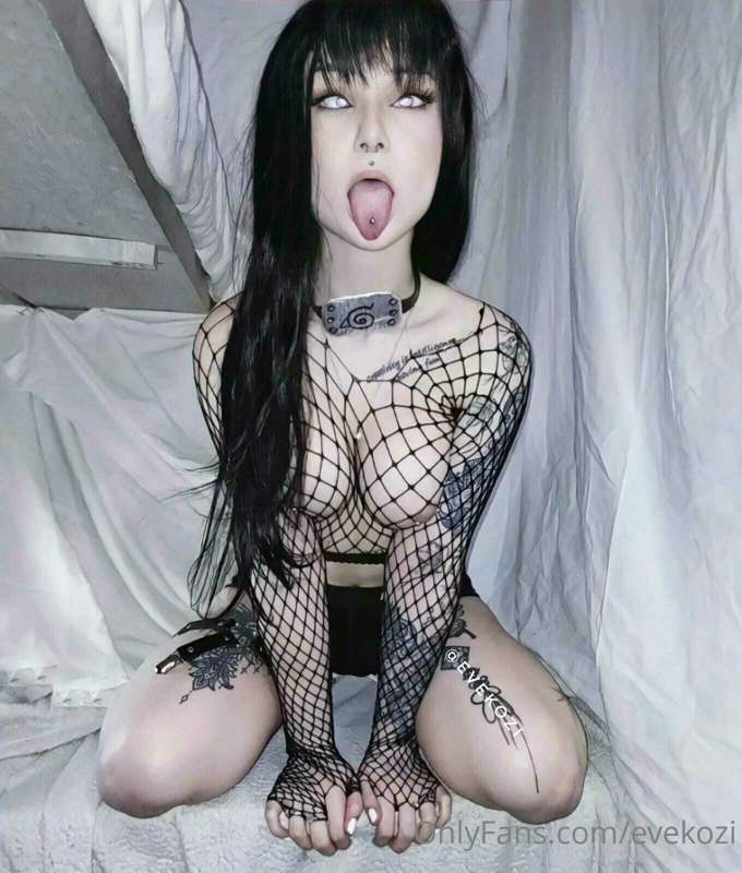 OMG!!🤭🤭 I accidentally found more pics of my Hinata cosplayy.. 14