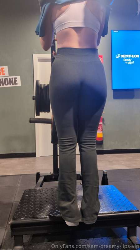 Man I love these pants 
