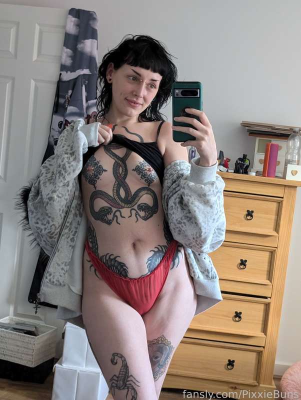 Pixxiebuns - Fansly - 27 Nov, 2024 3