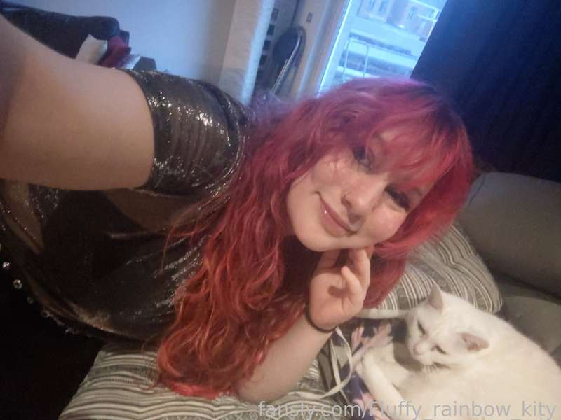 Fluffy_Rainbow_Kity - Fansly - 21 Jan, 2022