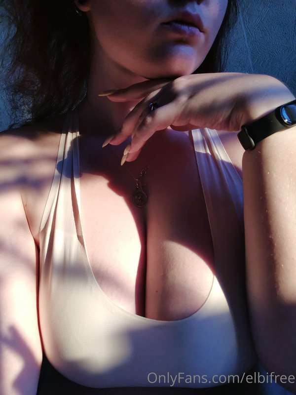 Elbifree - Onlyfans - 19 Jul, 2022