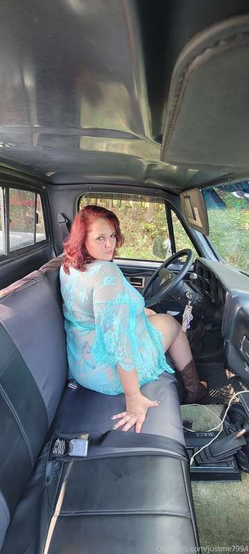 A lil outside adult photoshoot that ended with me riding his.. 2