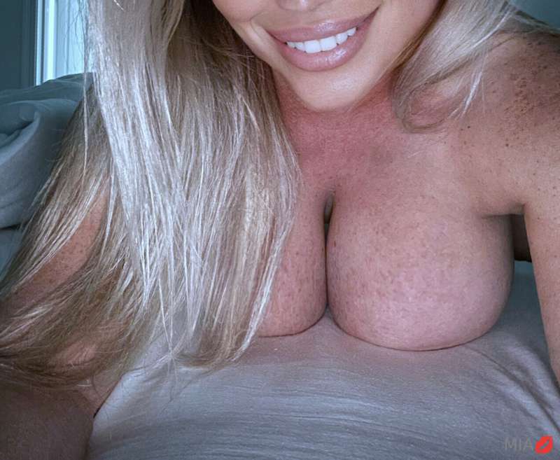 I hope you’re having a wonderful day! I’m just Waiting for y.. 1