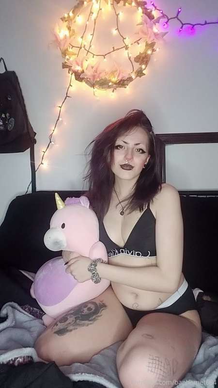feeling cute tonight <3
