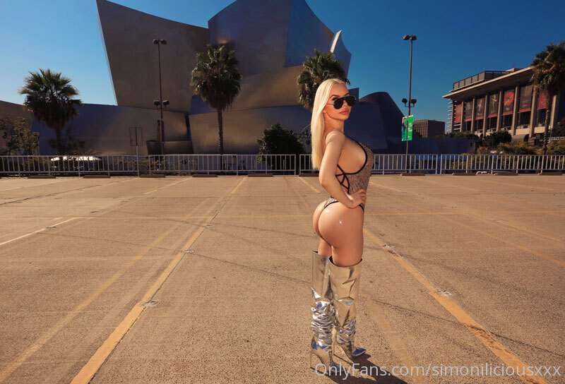 Since it’s hump day… I wanted to share some of my fav photos..