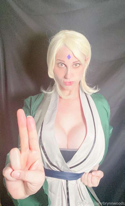 I hope you guys like my Lady Tsunade Cosplay ! I relate to t..