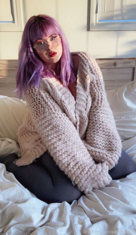 Are you a stockings person? 7
