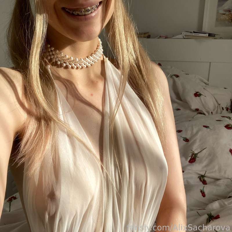 Alixsacharova - Fansly - 09 Feb, 2022