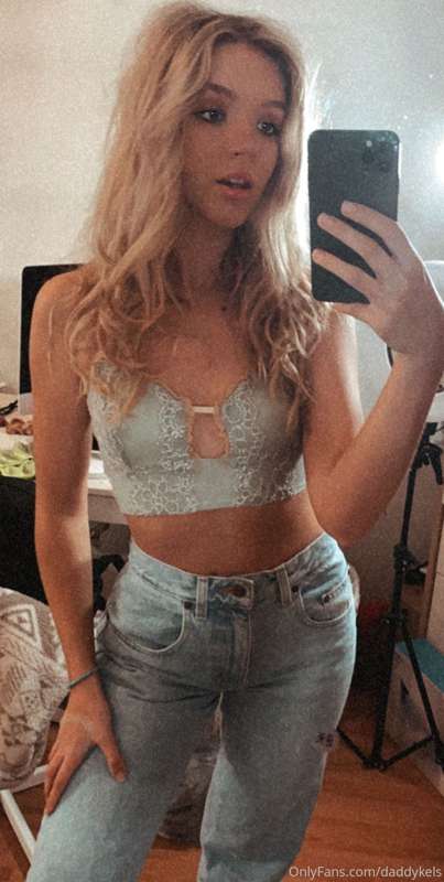someone said i look gross in this😡 what do you think?🥺