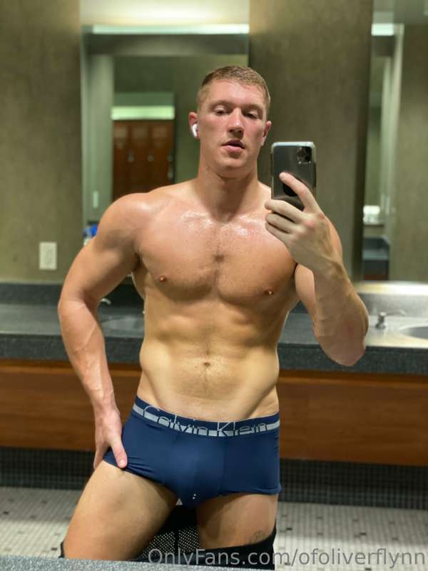 I'm horny...wbu? 🥵