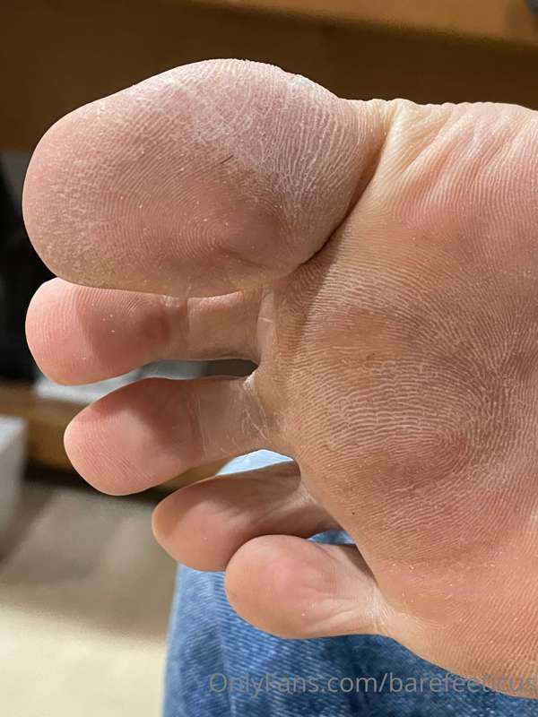 Barefeeticus - Onlyfans - 28 Feb, 2022